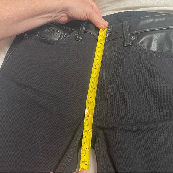 Gap Vintage Slim Mid Rise Black Jeans with Faux Leather Top - Picture 7 of 9